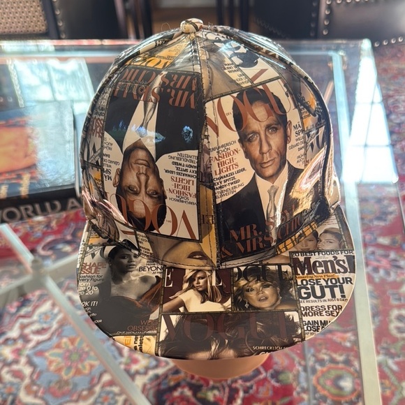 Vogue Magazine Print Cap unisex - Picture 1 of 9